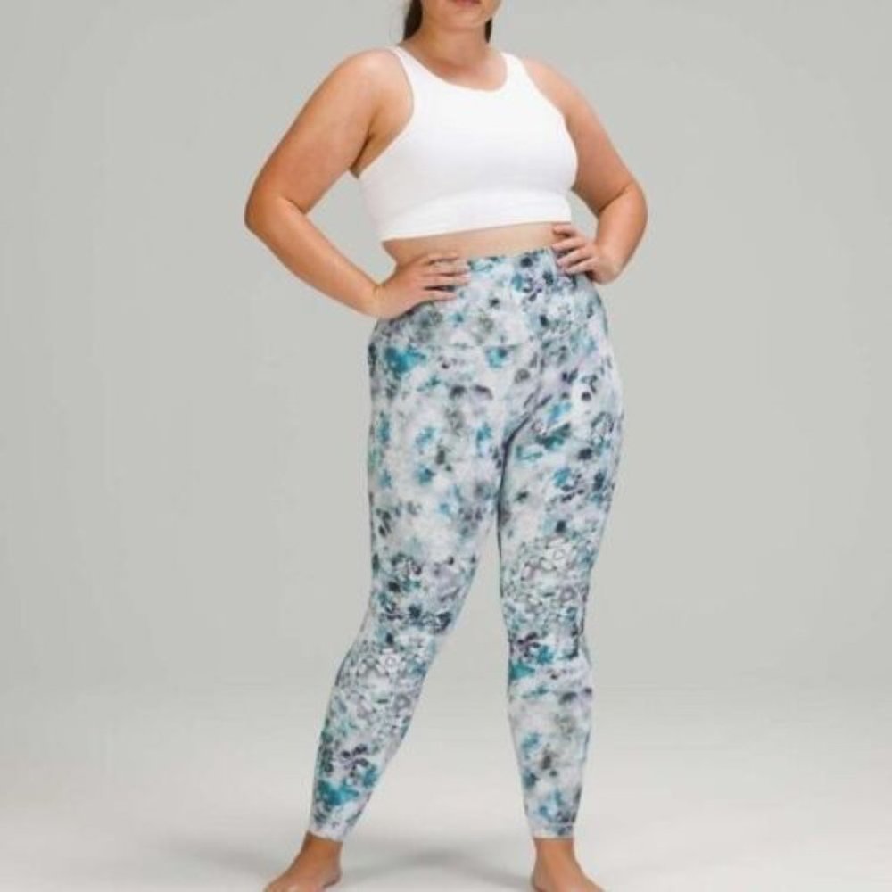 LULULEMON Align Super High Rise Pant 28'' -Size 10-